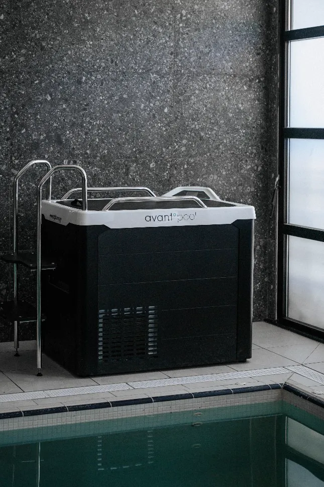 Récupération en bain chaud et froid après la blessure